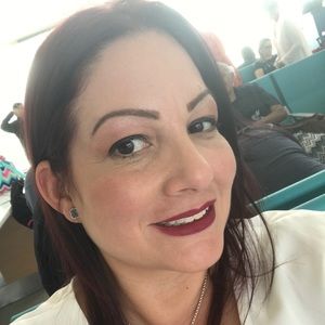 Meet your Posher, Jazmin